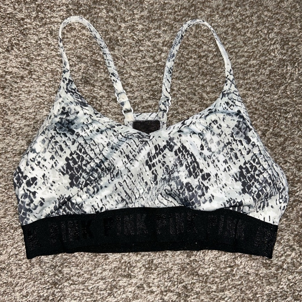 VS/pink Snakeskin Print Sports Bra